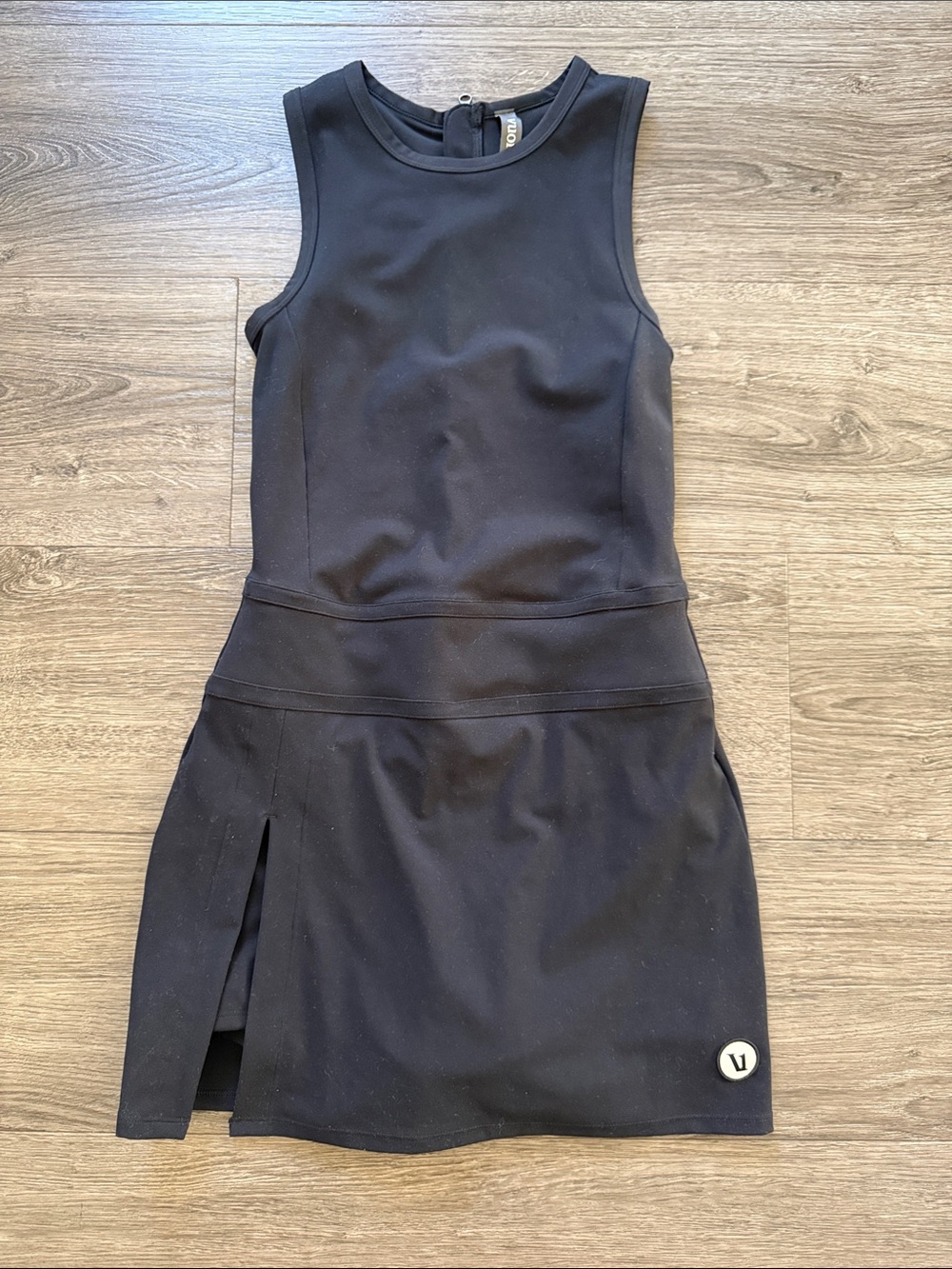 Vuori Black Sleeveless Tennis Dress with pockets XS